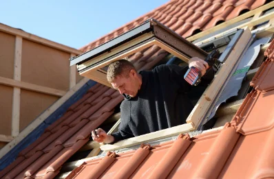 Pose de fenêtres de toit Velux à Cuvier